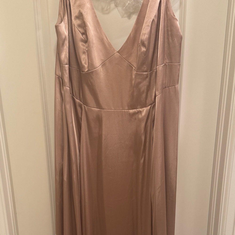 Galina Signature Elegant Pink Satin Dress